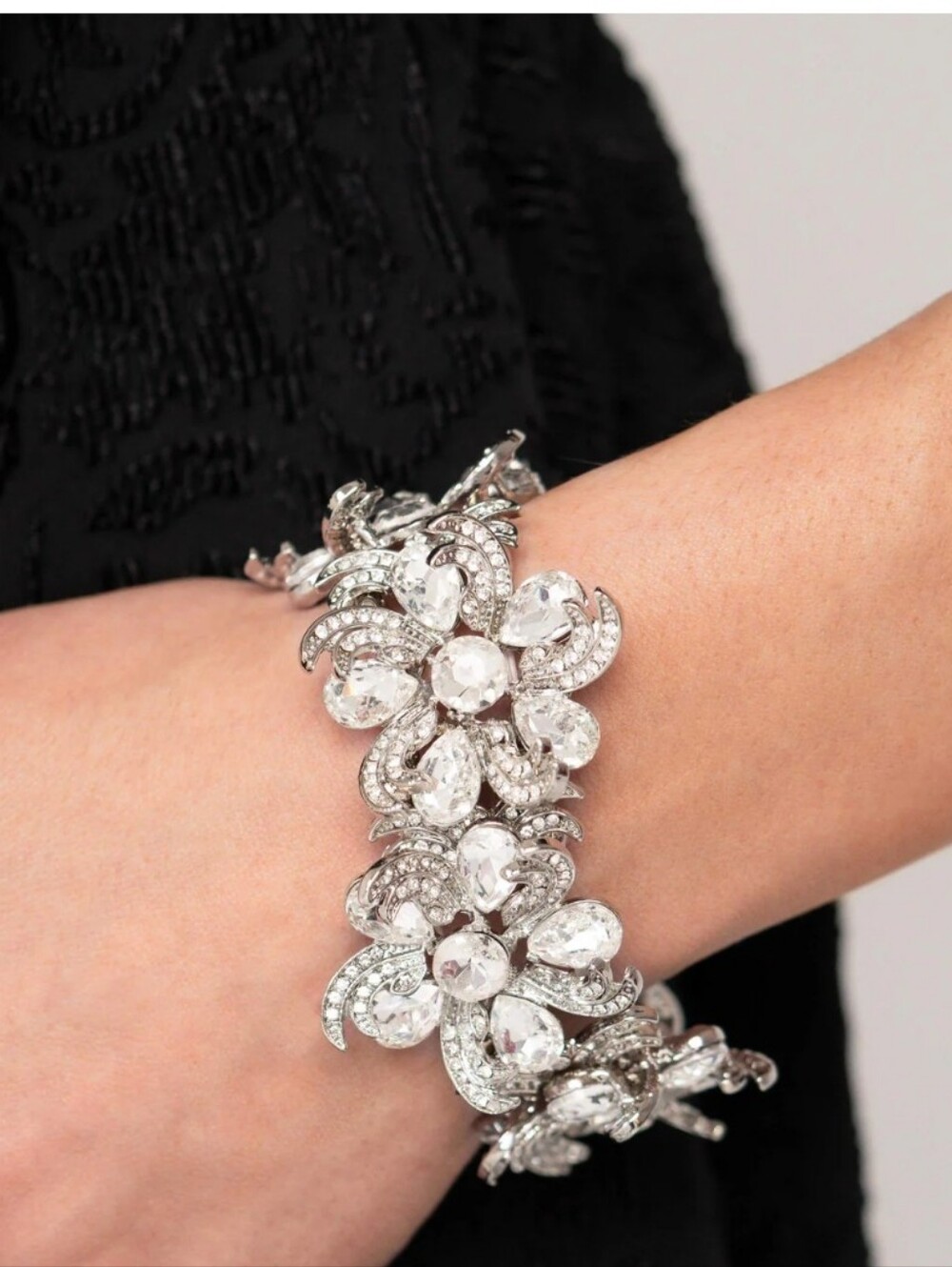 Indulgent Ideal 2024 Z  Rhinestone Bracelet